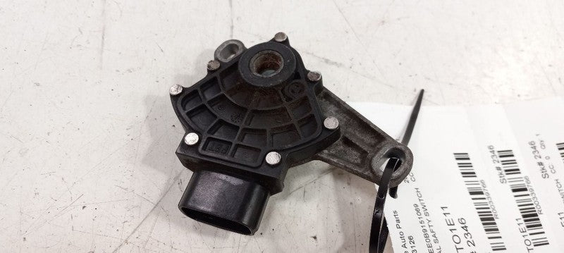 Toyota Corolla Neutral Safety Switch Automatic Transmission Gear Selection 2011 