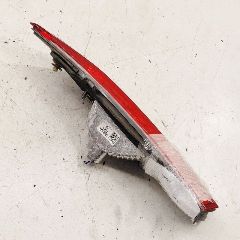 Driver Left Tail Light Brake Lamp Liftgate Mounted Fits 17-19 Honda CR