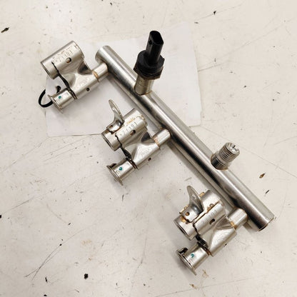 Ford Escape High Pressure Fuel Rail Injection Injector Mount Bar  2022