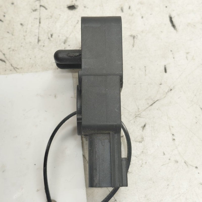 Cadillac CT6 Contact Sensor  2018 2017 2016
