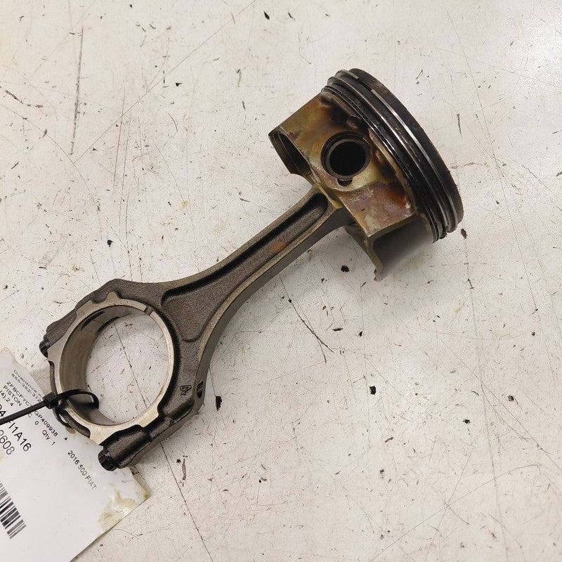 Fiat 500 X Model   Single Piston With Connecting Rod   2.4 2016 2017