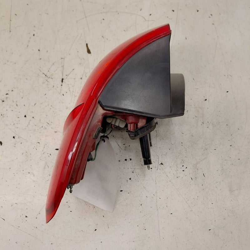 Passenger Right Rear Tail Light Brake Lamp Fits 16-18 Kia Sorento