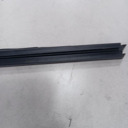 Jeep Cherokee Right Front Weather Strip Interior  2015 2016 2017 OEM
