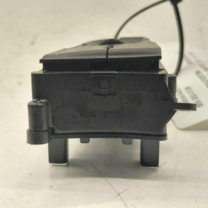 Alfa Romeo Stelvio Steering Wheel Control Switch  2018 2019 2020 2021