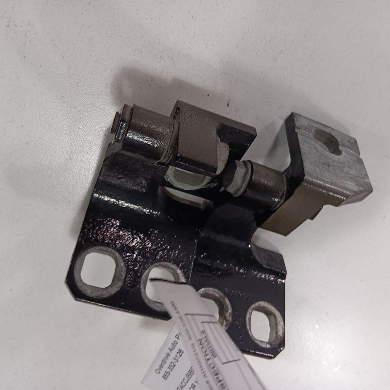 Jeep Renegade Door Hinge Set Right Rear Passenger  2017 2018 2019 2020