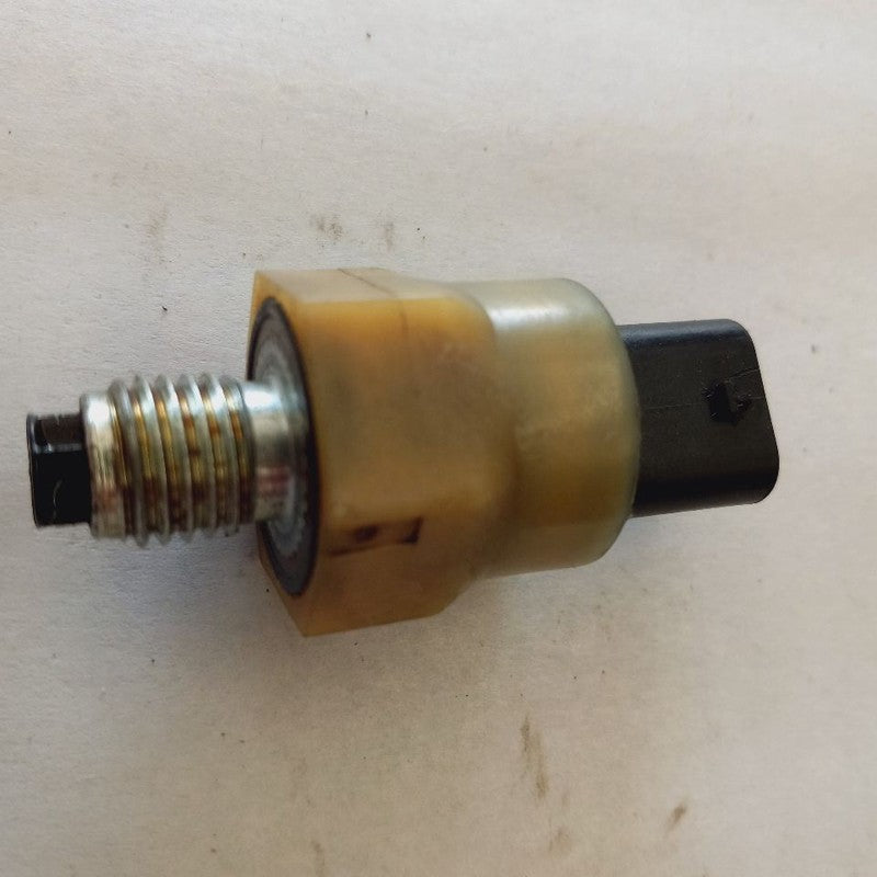 Volvo S60 Engine Oil Pressure Sensor {31405635} 2.0 2018 2017 2016