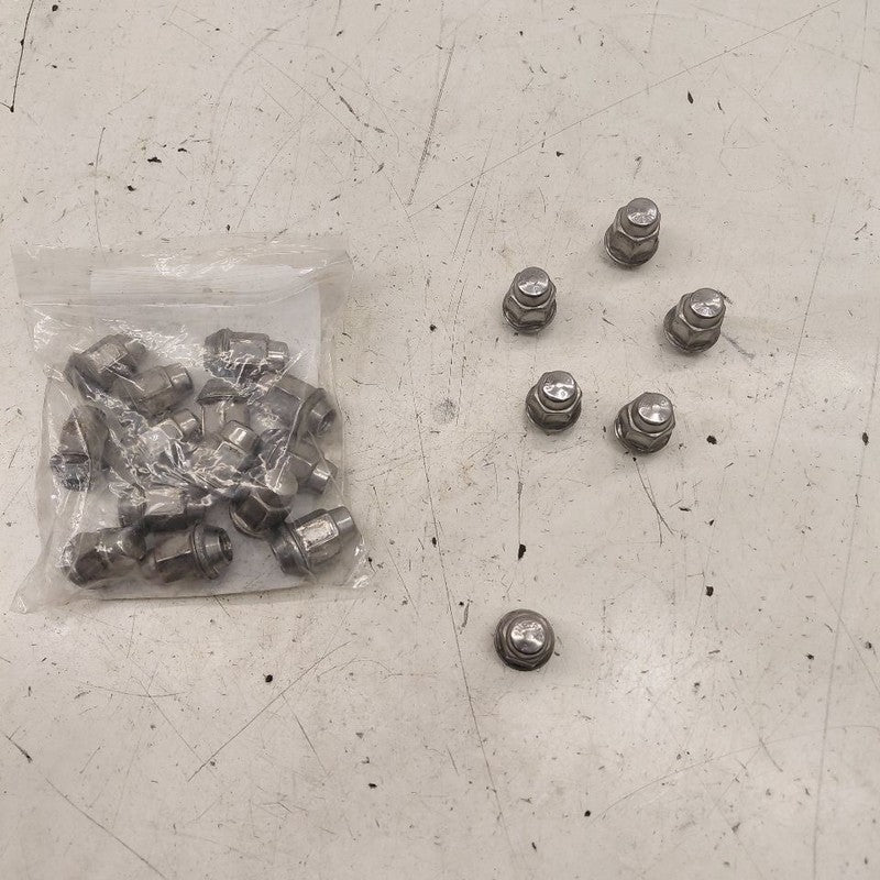 Chevy Trax Lug Nut Set  2022 2021