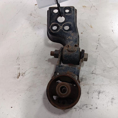 Toyota Prius C Engine Motor Mount Rear Back  2017 2016 2015 2014 2013 