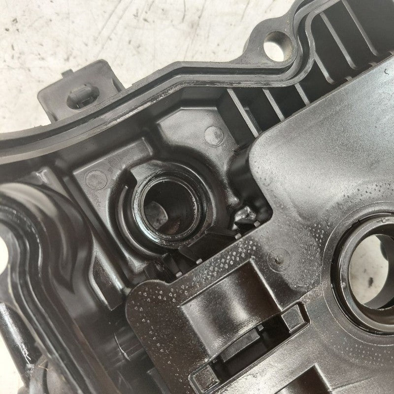 Nissan Murano Front Engine Cylinder Head Valve Cover  2020 2021 2022 2