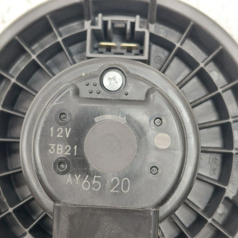 Blower Motor Air Cooled Fits 17-25 Honda CR-V