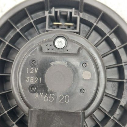 Blower Motor Air Cooled Fits 17-25 Honda CR-V