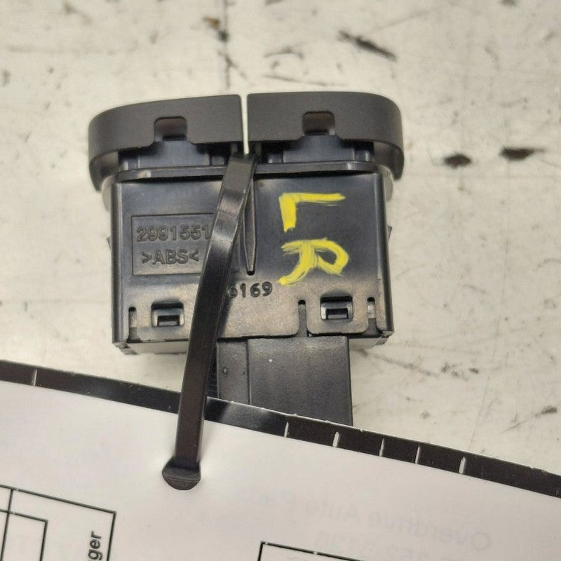 Cadillac CT6 Left Rear Door Shade Switch {299155105} 2018 2017 2016