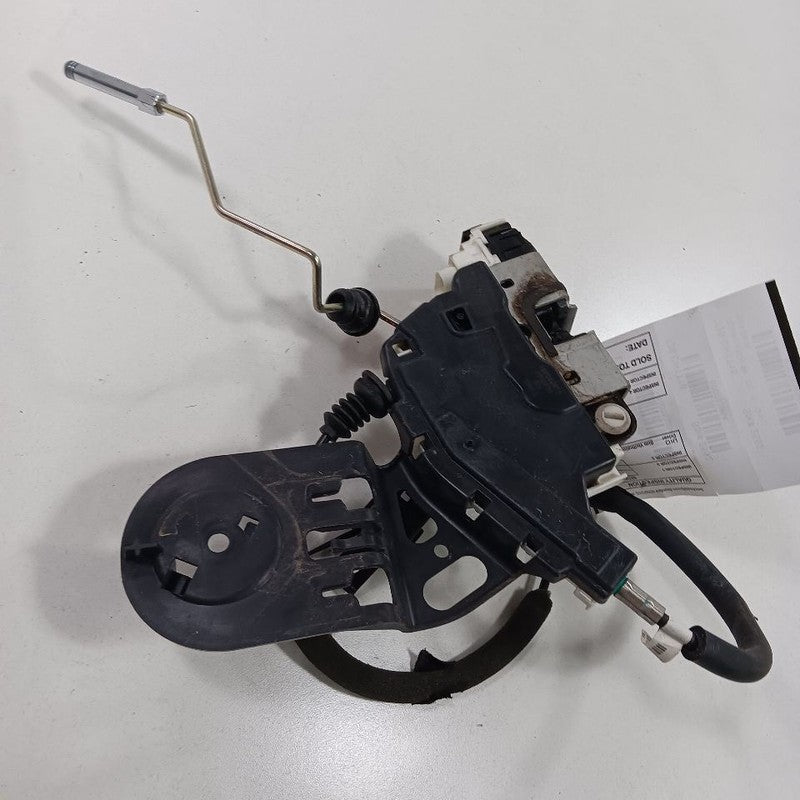 Chrysler 300 Door Latch Lock Right Passenger Rear  2015 2016 2017 2018 2019