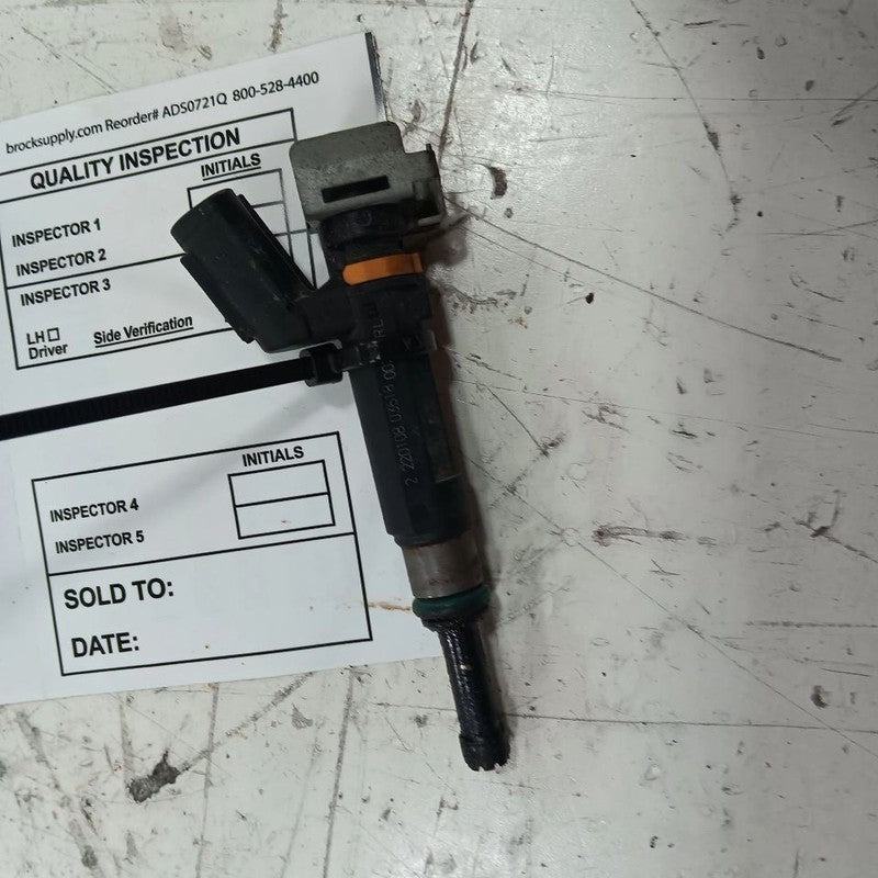 Fuel Injection Injector 18-23 Nissan Kicks