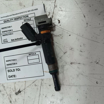 Fuel Injection Injector 18-23 Nissan Kicks