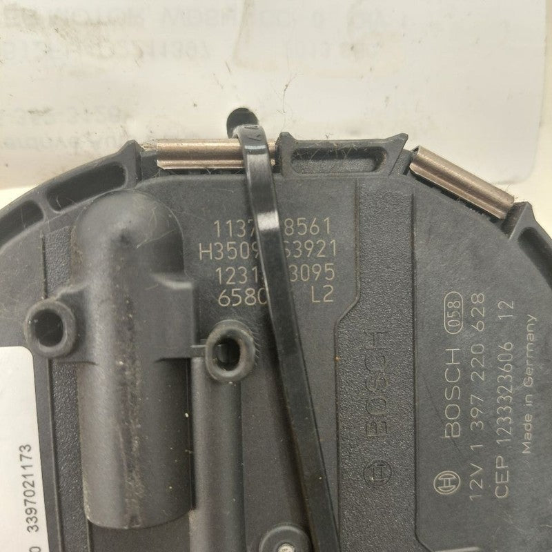 Front Windshield Wiper Motor VIN Y 1st Digit SWB Fits 14-18 Volvo S60
