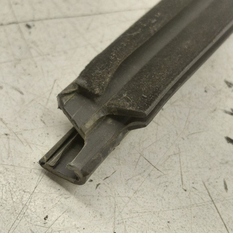 Hyundai Veloster Door Glass Window Weather Strip Trim Rear Right Passe