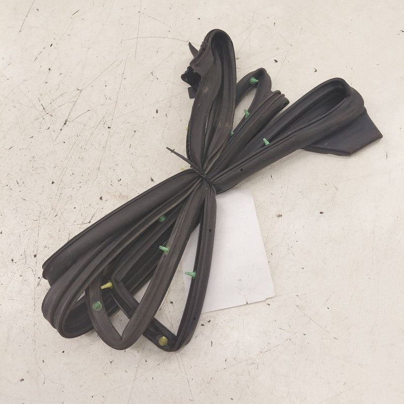 Toyota Prius On Door Seal Rubber Left Driver Rear Back  2022 2021 2020