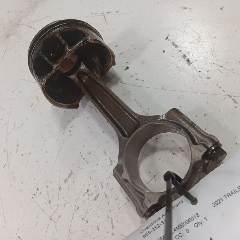 Chevy Trailblazer Single Piston With Connecting Rod   2021 2022 2023 2