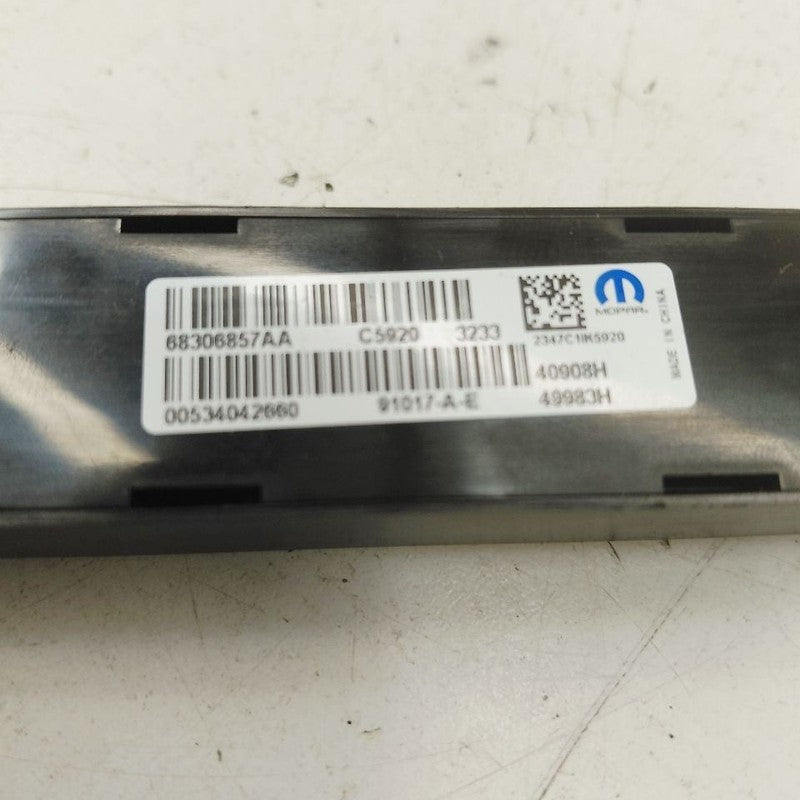 Jeep Compass Wifi Control Antenna Unit {68306857AA} 2025 2024 2023 OEM