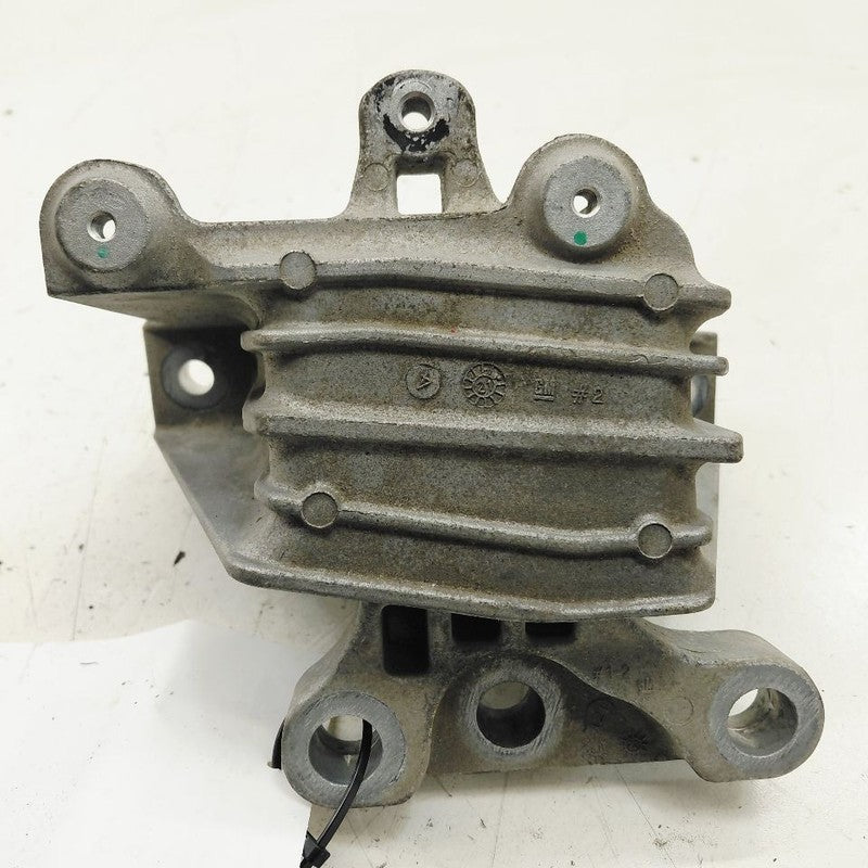 Buick Encore GX Engine Motor Mount Bracket Right Passenger  2020 2021 