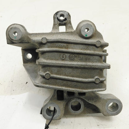 Buick Encore GX Engine Motor Mount Bracket Right Passenger  2020 2021 