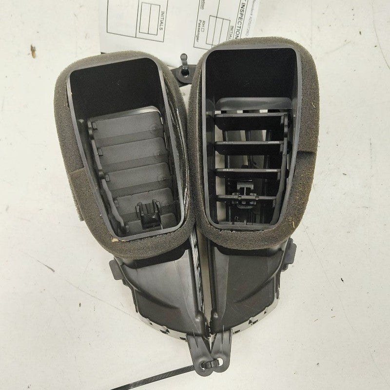 Chevy Volt Dash Air Vent Center Middle  2019 2018 2017 2016 OEM