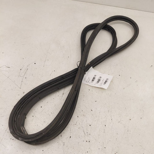 Toyota Prius Trunk Lid Hatch Door Rear Back Rubber Seal  2022 2021 202