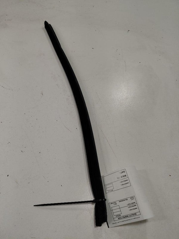 Kia Soul Right Front Weather Strip Interior  2017 2018 2019 OEM