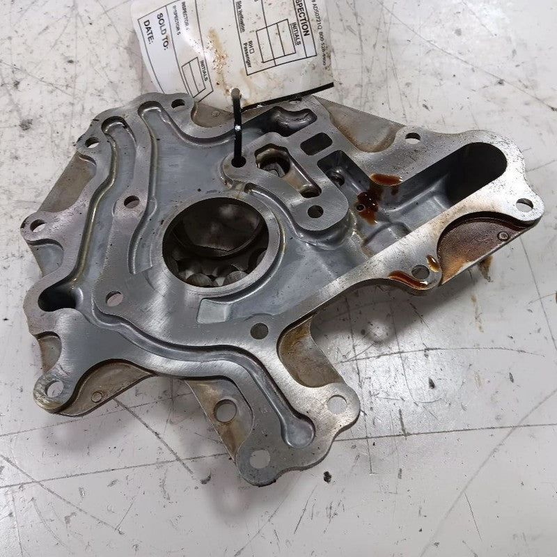 Subaru Forester Engine Oil Pump  2.5 2016 2017 2018