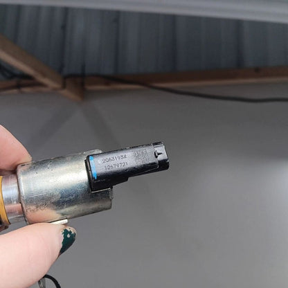 Buick Lacrosse Variable Timing Gear Oil Control Valve Solenoid Cylinder Head  20