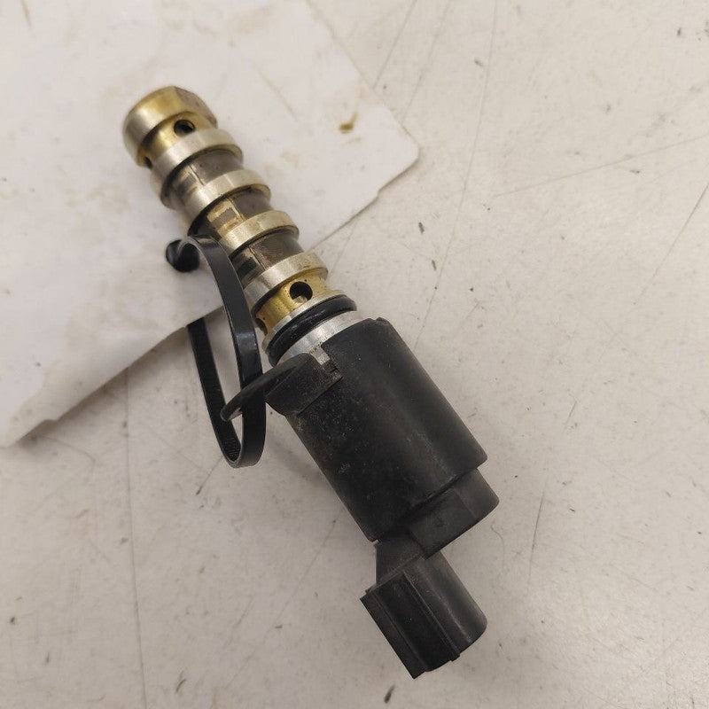 Hyundai Veloster Variable Timing Gear Oil Control Solenoid Cylinder He