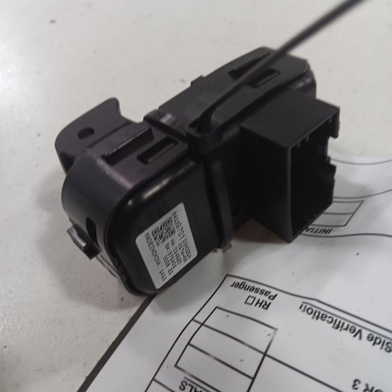 Chevy Trailblazer Window Switch Power Left Driver Rear  2021 2022 2023