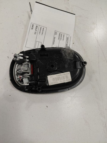 Kia Soul Door Handle Left Driver Front Interior Inside  2017 2018 2019