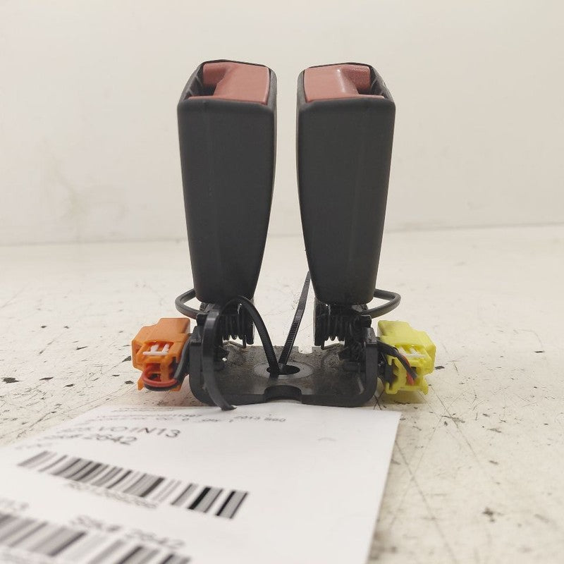 Volvo S60 Seat Belt Buckle Latch Right Passenger Rear Back  2013 2014 