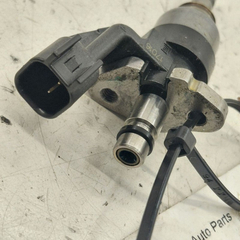 Fuel Injection Injector Fits 16-19 Chevy Volt