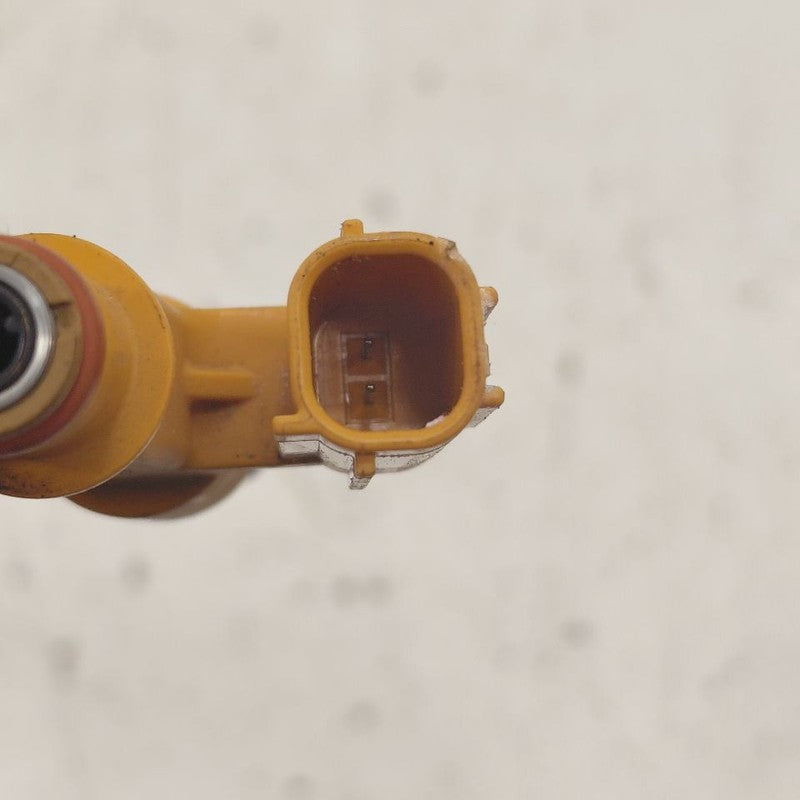 Upper Fuel Injection Injector Fits 18-21 Lexus NX300
