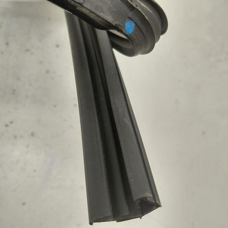 Passenger Right Rear Door Vent Glass Window Fits 24-25 Chevy Trax