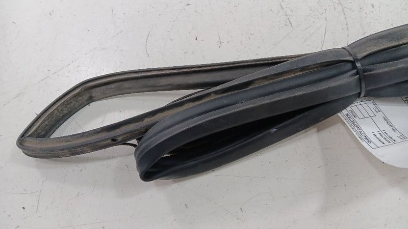 Subaru Impreza On Door Seal Rubber Right Passenger Rear Back 2017 2018