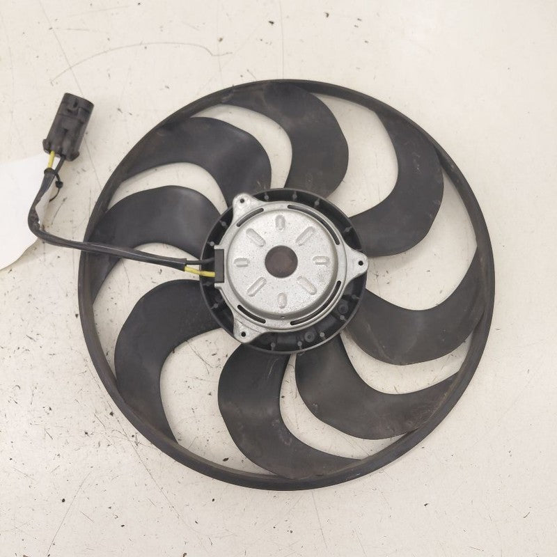 Radiator Cooling Fan Fits 15-22 PROMASTER CITY