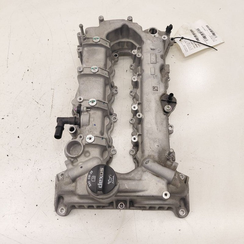 Chevy Volt Engine Cylinder Head Valve Cover  1.5 2016 2017 2018 2019