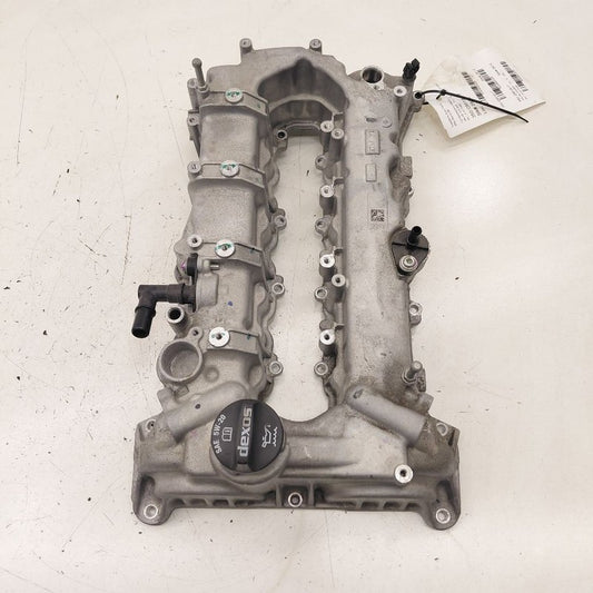 Chevy Volt Engine Cylinder Head Valve Cover  1.5 2016 2017 2018 2019