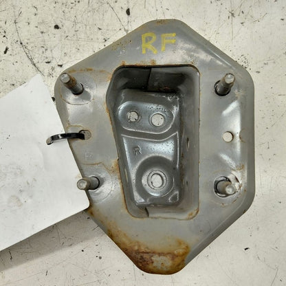 Nissan Versa Note Bumper Mount Bracket Right Passenger Side Front 2019