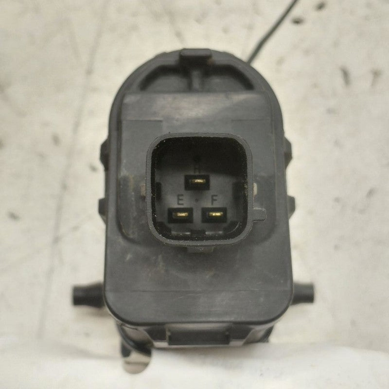 Hyundai Kona Windshield Washer Wash Fluid Reservoir Motor Pump Electri