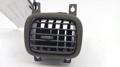 Nissan Sentra Dash Air Vent Right Passenger 2006 2005 2004 2003 2002