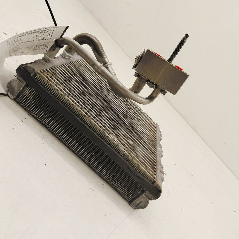 Air Conditioning AC Evaporator Fits 17-19 Chevy Volt OEM