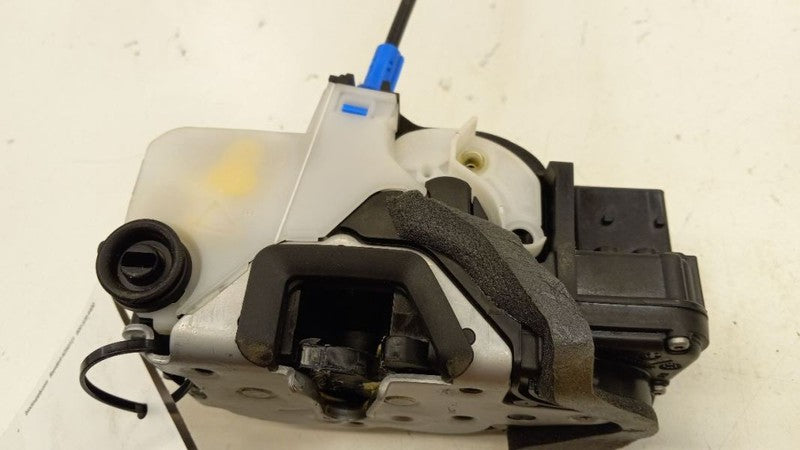 Chevy Malibu Door Latch Lock Right Passenger Rear 2013 2014 2015 2016