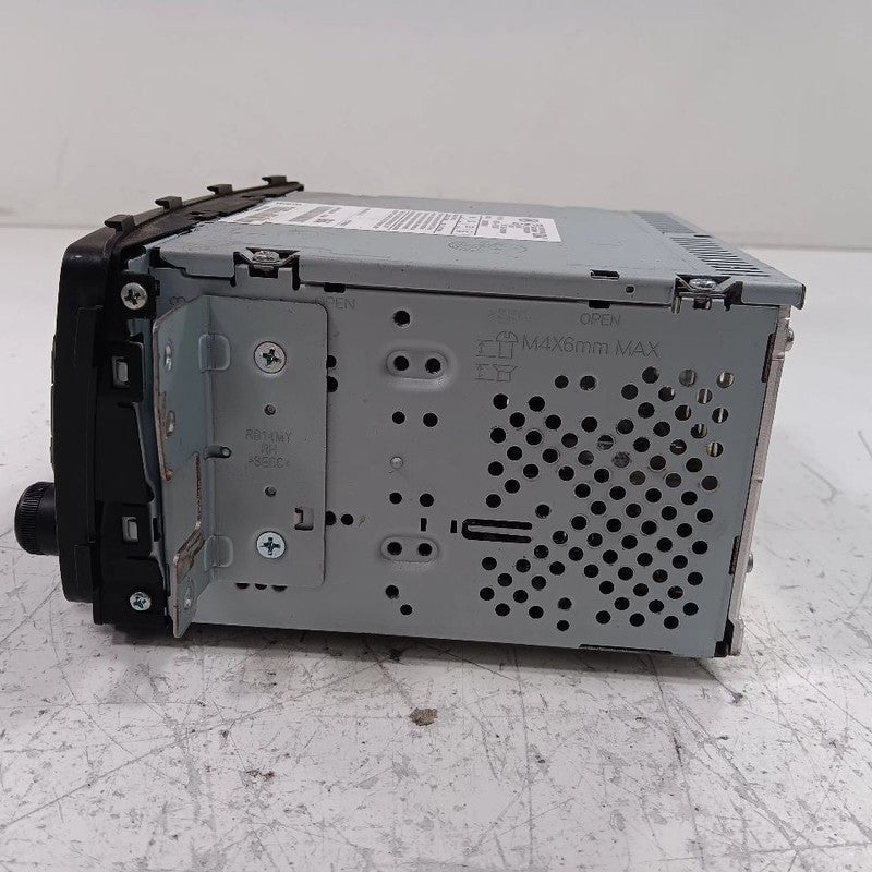 Audio Equipment Radio AM-FM-stereo-CD-MP3 US Market Fits 14 ACCENT