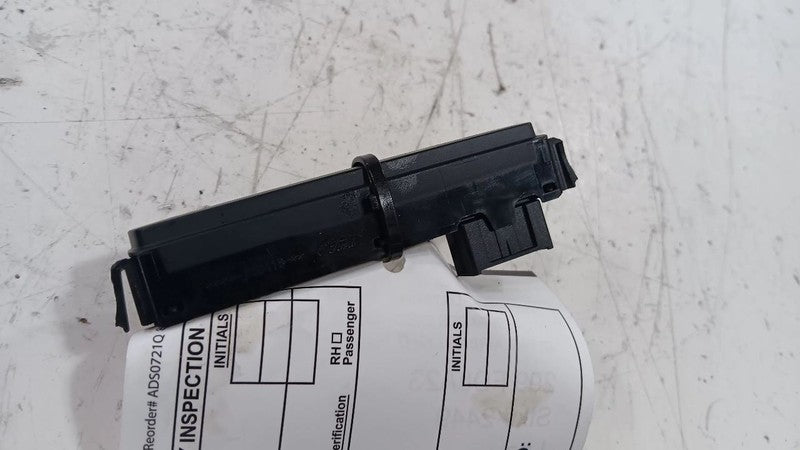 Ford Escape Passenger Light 2020 2021 2022 2023 OEM