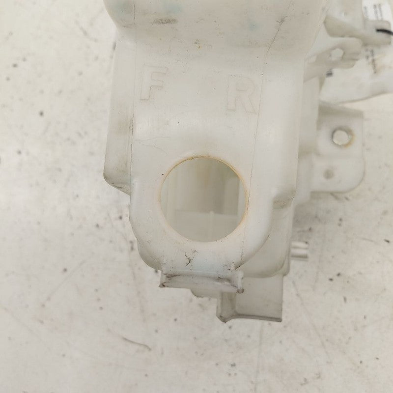 Windshield Washer Fluid Reservoir Without Fluid Level Sensor Fits 14-2